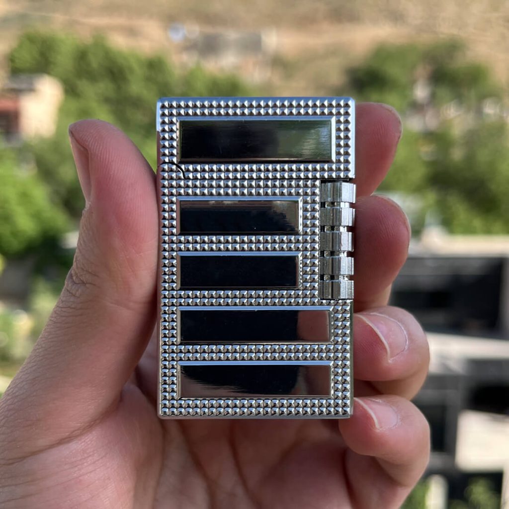 فندک سنگ از بغل اس تی دوپونت S T Dupont
